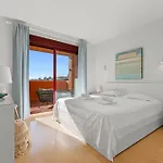 2303-huge 2 Bedrooms With Sea View