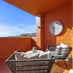 2303-huge 2 Bedrooms With Sea View *