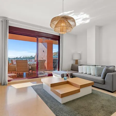 2303-huge 2 Bedrooms With Sea View Apartmán