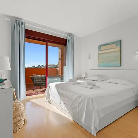 2303-huge 2 Bedrooms With Sea View