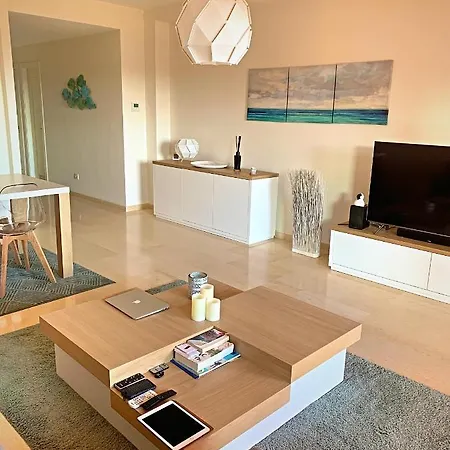 Apartment 2303-huge 2 Bedrooms With Sea View *